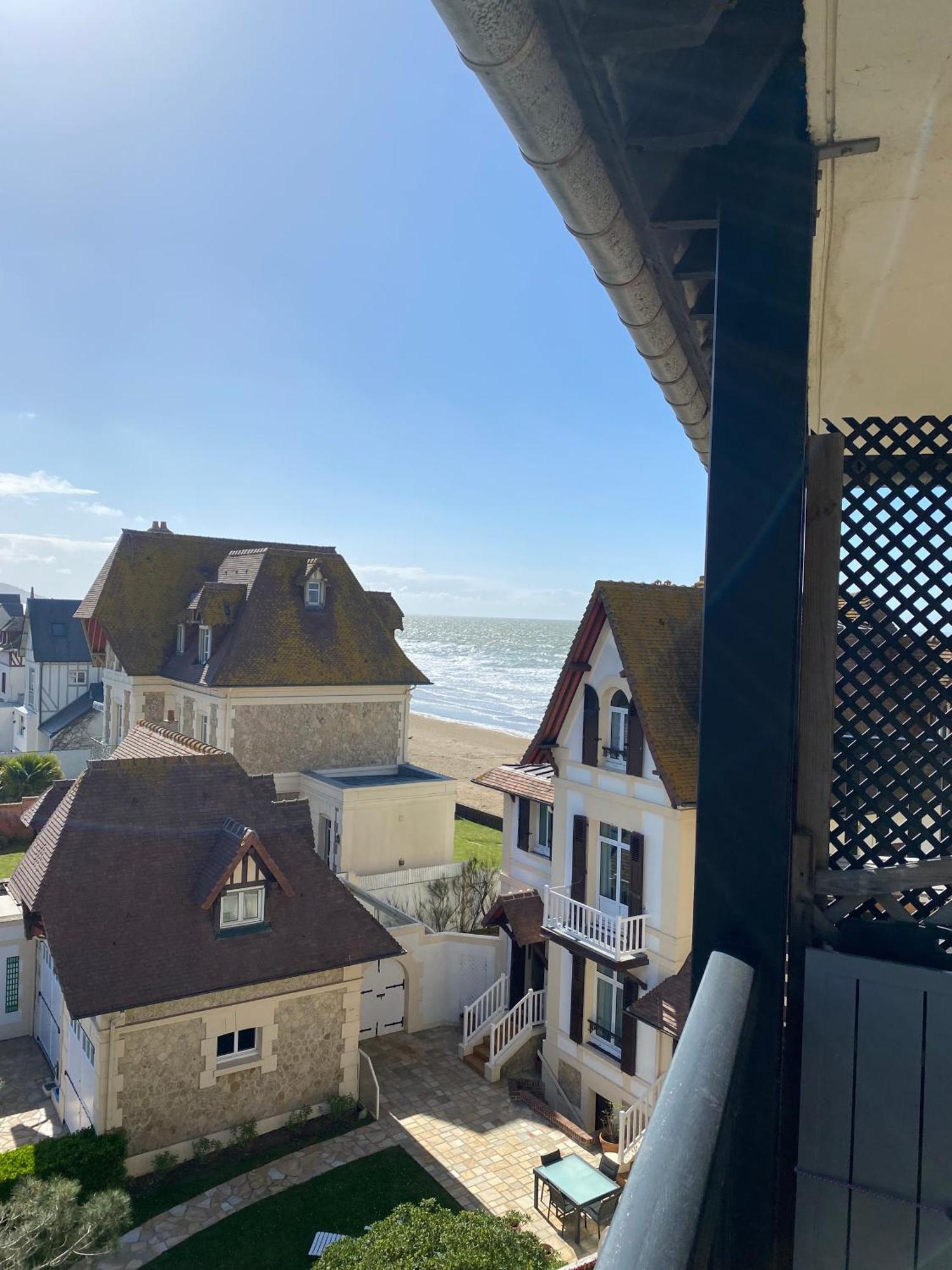 Beau Studio Au Bord De La Mer Blonville-sur-Mer Exteriör bild